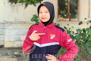 P0L0 SH1RT SIMPL3 T4P1 T3T4P KL4S!