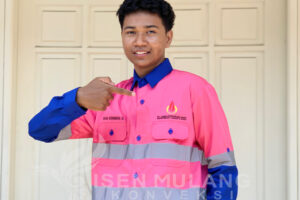 EKSKLUS1F D4N BER4NI K3MEJA UN7UK MER3KA Y4NG BERB3DA