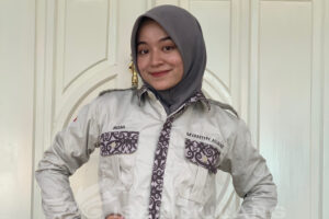 KEMEJ4 PR1A KERJ4 F0RMAL KEK1NIAN